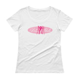 Belles & Shells Scoopneck T-Shirt